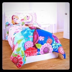 Elsa & Anna Comforter